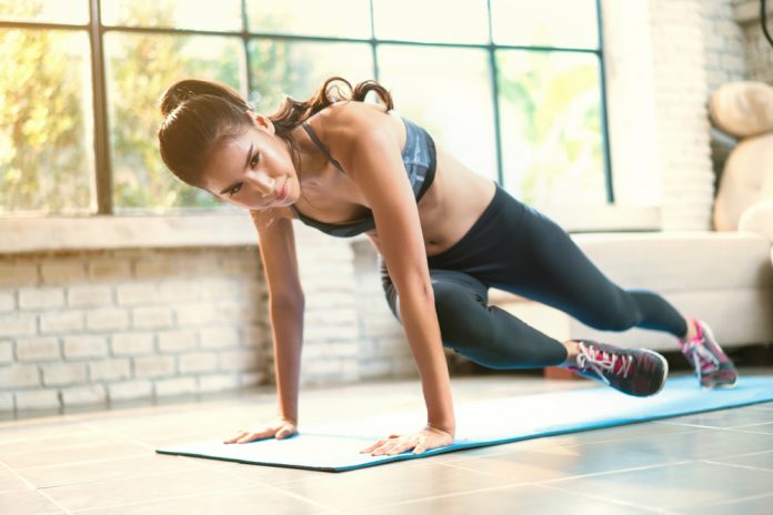 Abdominais Para Fazer Em Casa 4 Circuitos Que Levam Apenas 5 Minutos