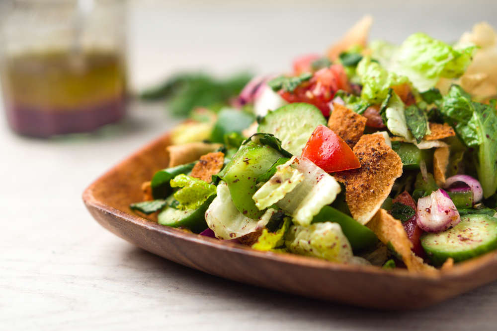 Comer salada não emagrece, diz nutricionista - Go Outside