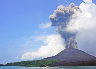 krakatoa erupção
