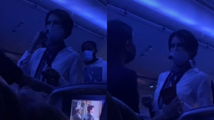 Passageira leva microfone para avião e grita teorias sobre covid