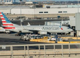 EUA: Alta de casos da Ômicron atrapalha viagens e mais 800 voos são cancelados