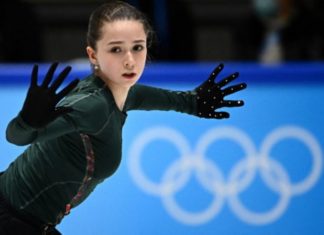 Kamila Valieva tem suspensão por doping retirada e poderá competir