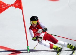 Áustria é campeã nas equipes mistas do esqui slalom paralelo
