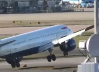 Vídeo flagra momento em que avião arremete devido a ventos fortes em Londres | Go Outside