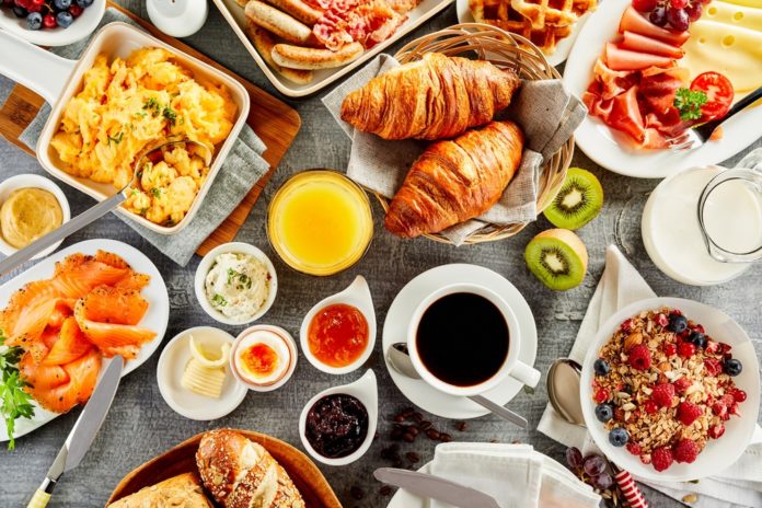 Os 6 hábitos de café da manhã para tornar suas manhãs mais saudáveis