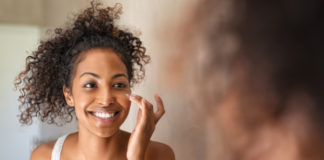 Como ter uma pele saudável e linda, segundo dermatologistas