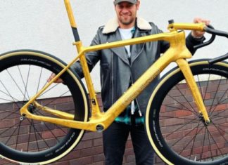 Conheça a bicicleta de ouro de Adam Blythe - Go Outside