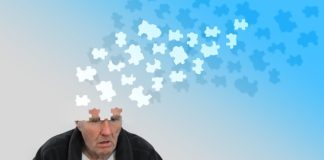 Alzheimer: dormir menos de sete horas aumenta risco da doença, diz pesquisa