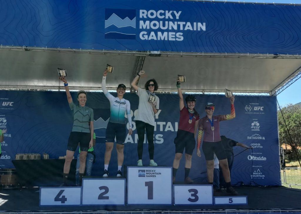 Pódio feminino do Gravel na segunda etapa do Rocky Mountain Games 2023 realizado neste domingo na Pedra Grande em Atibaia. Foto: Evelyn Rachid/Go Outside